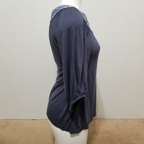 C. Keer top Small Fenestella Tee crochet neck peasant metallic Anthropologie - Picture 4 of 10